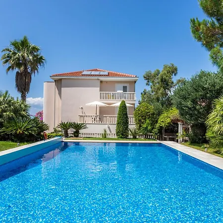 Apartment Luxurioeses Mit Privater Terrasse *