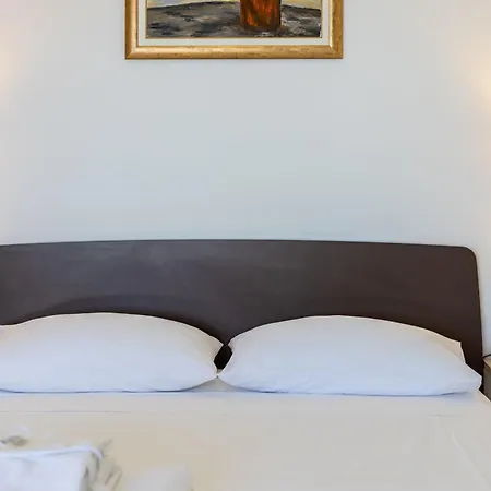 Luxurioeses Mit Privater Terrasse * Splitska