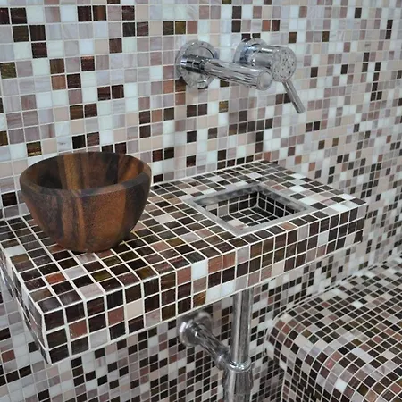 아파트 Luxurioeses Mit Privater Terrasse 스프리트스카