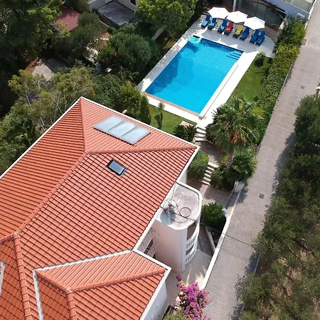 Luxurioeses Mit Privater Terrasse